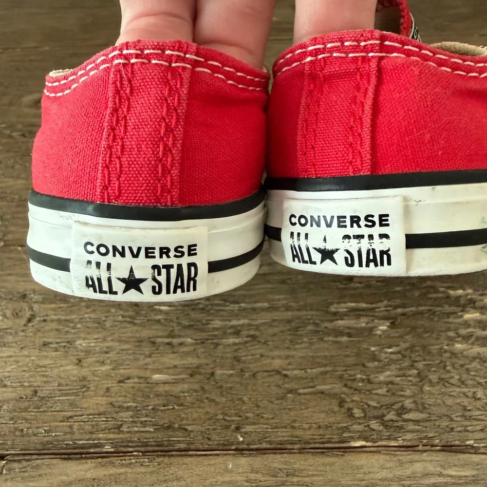 Converse classic low